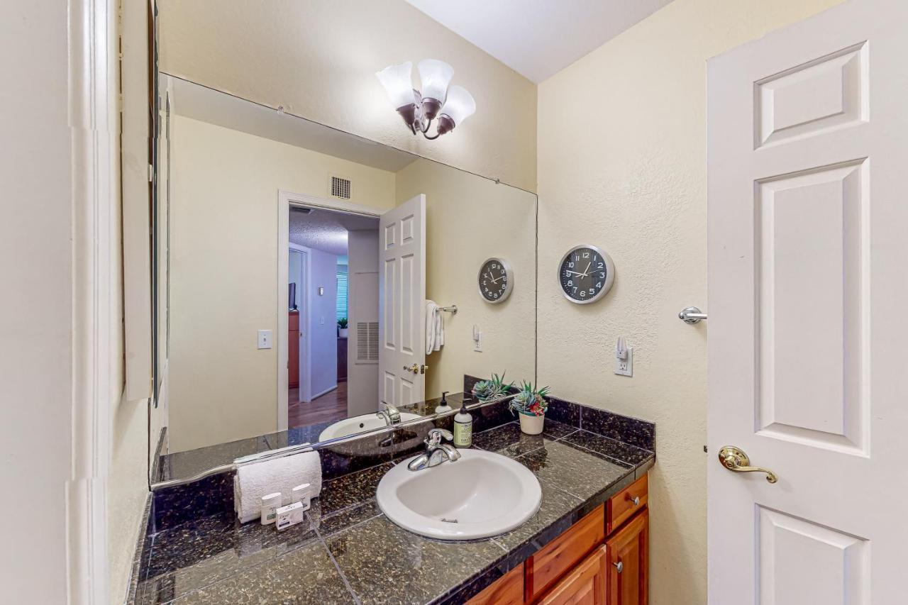 Ventana Retreat Apartment Тусон Екстериор снимка